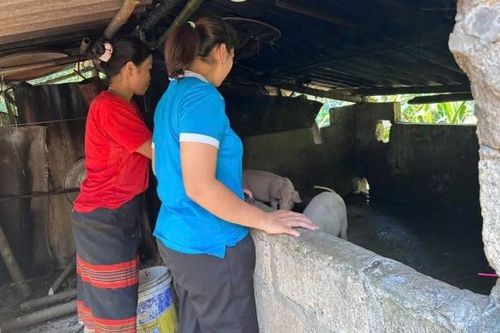 Hội LHPN Tp Huế đồng hành cùng phụ nữ biên cương - Trao sinh kế, gửi yêu thương