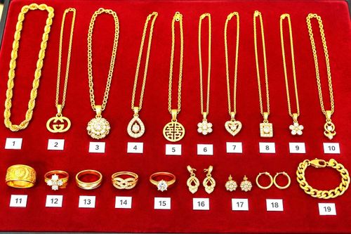 Nghệ An rao bán 19 món vàng trang sức không rõ nguồn gốc