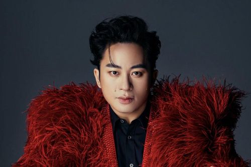 Concert Tùng Dương gây sốt, 8.000 vé hết sạch sau một giờ mở bán