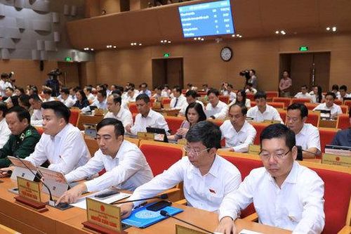 Gia đình có công, hộ nghèo và người khuyết tật được miễn lệ phí khi đăng ký hộ tịch