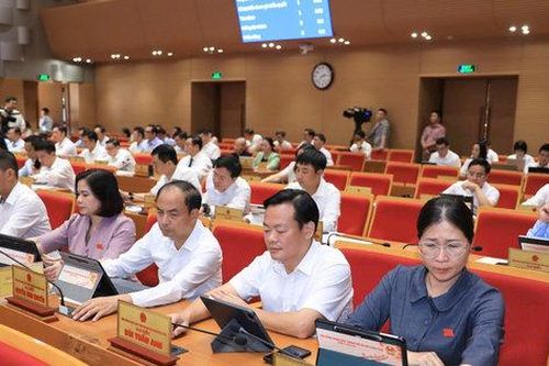 Cán bộ, công chức được hỗ trợ 900.000 đồng khi thẩm định hồ sơ vi phạm hành chính phức tạp