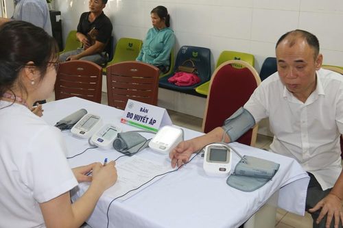 Hà Nội nâng mức trợ cấp người yếu thế, đến 2030 an sinh Thủ đô vững chắc