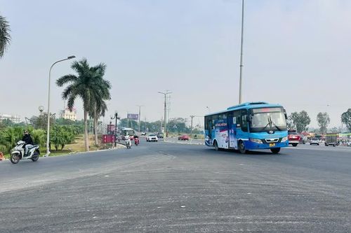 Thông xe cầu Thăng Long từ sáng nay, xe tải, xe khách lại lưu thông bình thường