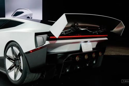 Lý do Tesla Roadster vẫn là mẫu xe 'phi thực tế'