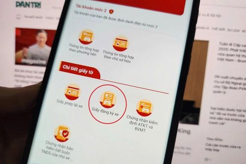 Bán xe máy 10 năm vẫn đứng tên trên VNeID: CSGT hướng dẫn cách xử lý