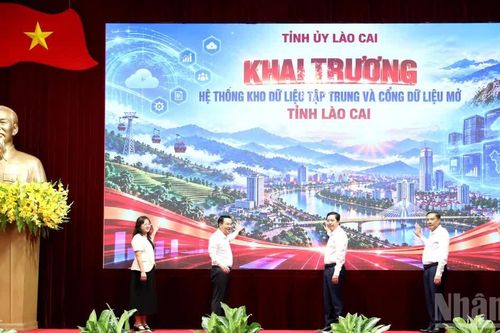 Khai trương Hệ thống kho dữ liệu tập trung, cổng dữ liệu mở tỉnh Lào Cai