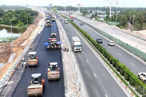 [Ảnh] Tổng lực thi công đường huyết mạch nối Thành phố Hồ Chí Minh-sân bay Long Thành
