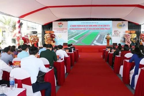 Khánh thành đường cất hạ cánh số 2 Cảng hàng không Phù Cát, đón chuyến bay quốc tế