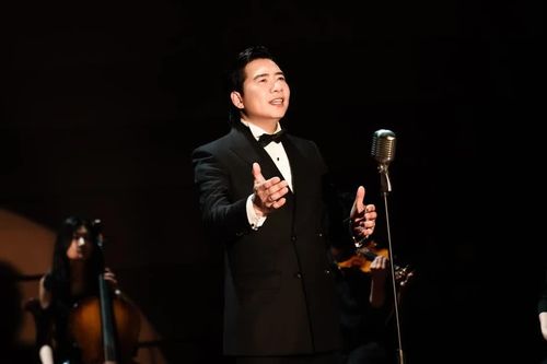 Phúc Tiệp ghi dấu hành trình 25 năm ca hát với liveshow 'The Gentleman'
