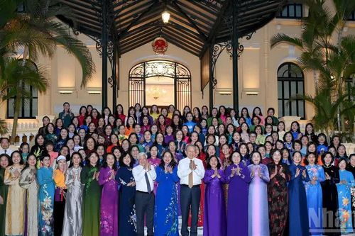 Nữ đại biểu Quốc hội cần phát huy bản lĩnh và trí tuệ trong xây dựng pháp luật