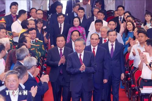 Tổng Bí thư, Chủ tịch nước Tô Lâm: Hội đồng Lý luận Trung ương tiếp tục khẳng định vai trò nòng cốt trong nghiên cứu và tư vấn chiến lược
