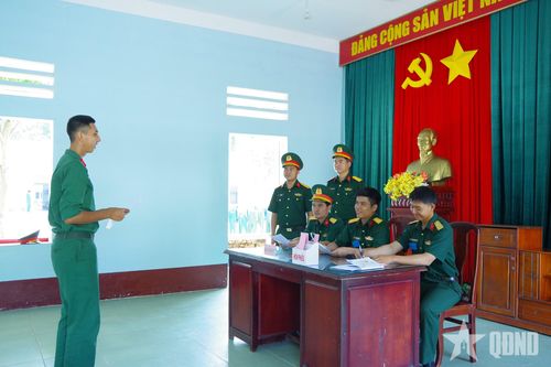 Sư đoàn 9 kiểm tra nhận thức chính trị