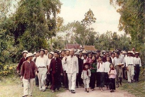 Khi học tập và làm theo Bác trở thành sức mạnh xây dựng Đảng tại Đảng bộ BIDV : Nghĩa tình có nguyên tắc - Kỳ 1: Khoảng trống sau những văn bản và 'virus' sợ trách nhiệm