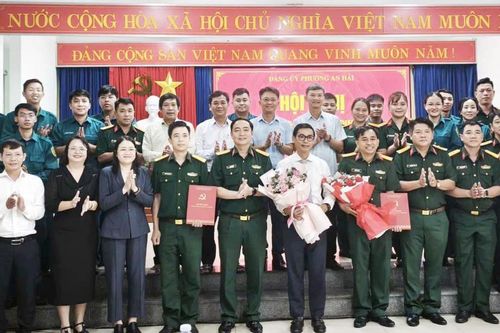 Công bố quyết định thành lập Đảng bộ Quân sự 3 phường trung tâm