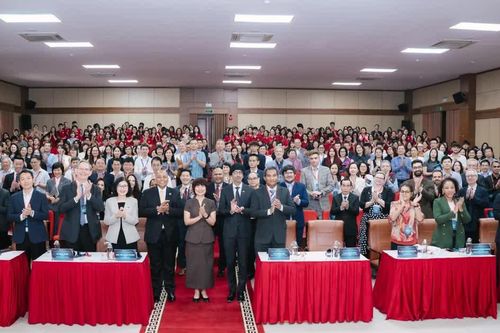 Trường ĐH Ngoại thương thúc đẩy quốc tế hóa giáo dục, mở rộng cơ hội cho sinh viên