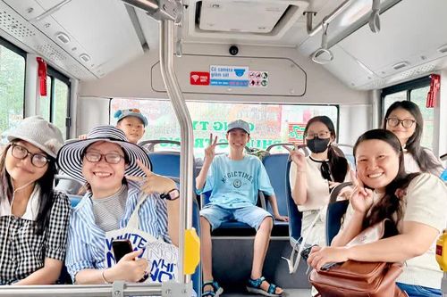 Hòa nhịp hành động 'Làm và làm đúng, làm quyết liệt, hiệu quả' - Bài 4: Sự hài lòng của nhân dân là thước đo hiệu quả