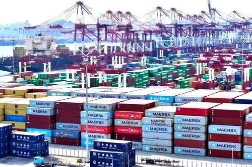 Trung Quốc phản đối Mỹ hạn chế nhập khẩu hàng hóa của 3 doanh nghiệp