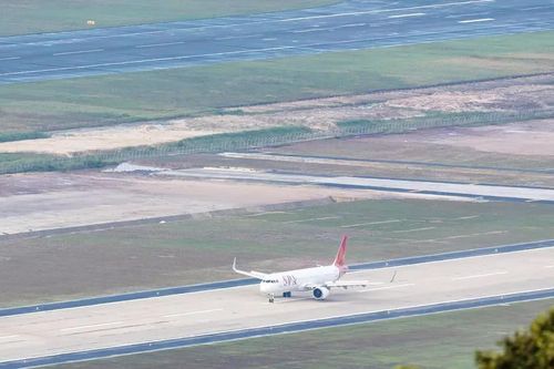 Cận cảnh đường băng dài 3.300m Cảng HKQT Phú Quốc