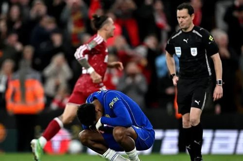 Liverpool lần thứ ba liên tiếp loại Chelsea ở Cup Liên đoàn