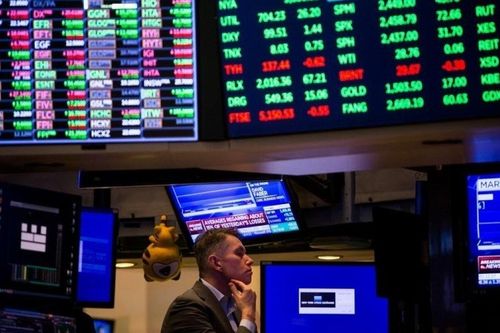 Fed không gây bất ngờ, chứng khoán Mỹ 'phủ xanh'
