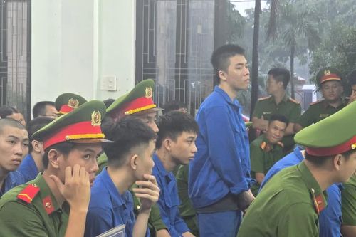 Truy đuổi khiến 2 người tử vong ở Huế, 8 bị cáo lĩnh án nặng