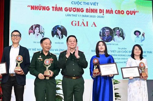 Vinh danh 19 tác phẩm viết về những tấm gương bình dị mà cao quý