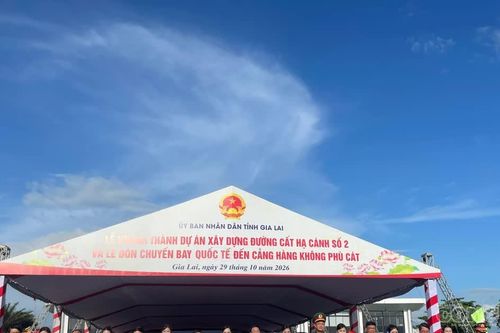 Gia Lai: Khánh thành đường băng số 2, đón chuyến bay quốc tế từ Macau