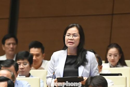Đại biểu Quốc hội: Cần quy định trực tiếp trong Luật Đất đai nội dung công chứng, chứng thực