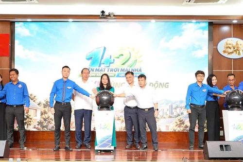 Đoàn thanh niên EVN phát động chương trình vận động người dân lắp điện mặt trời mái nhà