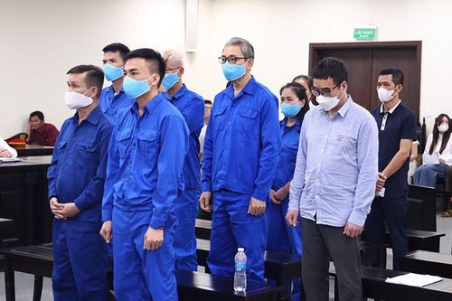 Vì sao hoãn phiên tòa xét xử cựu Phó Chủ tịch UBND tỉnh Thanh Hóa?