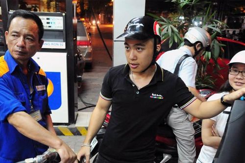 Giá xăng dầu hôm nay 29/10: Thế giới tăng, trong nước chiều nay điều chỉnh