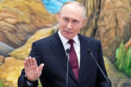 Ông Putin ca ngợi tỷ phú Elon Musk là 'thiên tài thực sự'