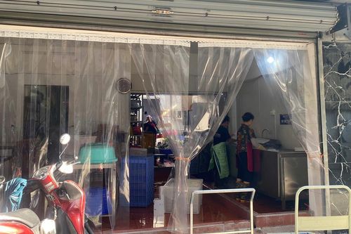 Phụ huynh nghi bếp ăn bán trú nhập thịt trâu đông lạnh Ấn Độ: Xã báo cáo gì?