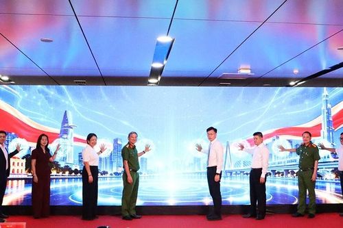 TP Hồ Chí Minh ra mắt nhiều mô hình chuyển đổi số phục vụ người dân