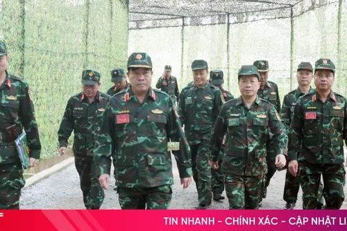 Phó Tổng Tham mưu trưởng QĐND Việt Nam kiểm tra diễn tập Khu vực phòng thủ tỉnh Hà Tĩnh