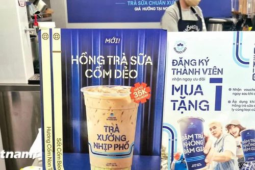 Đồ uống vị cốm thu hút khách khi Hà Nội vào Thu