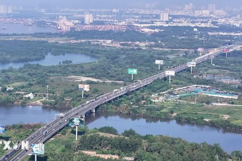 Quốc hội làm việc về Luật Đất đai, Luật Phát triển doanh nghiệp nhỏ và vừa