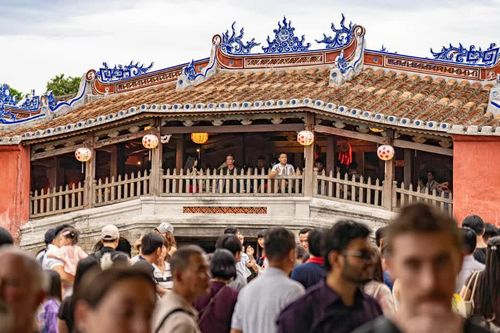 Phố cổ Hội An: Giữ mạch sống bản địa trong không gian di sản
