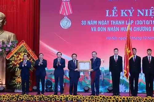 Hội đồng Lý luận Trung ương tiếp tục khẳng định vai trò nòng cốt trong nghiên cứu và tư vấn chiến lược