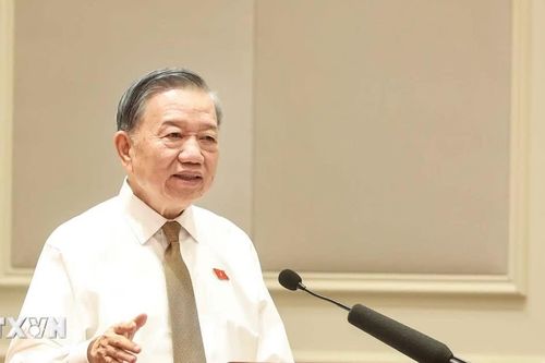 Tổng Bí thư, Chủ tịch nước Tô Lâm gặp mặt các nữ đại biểu Quốc hội khóa XVI