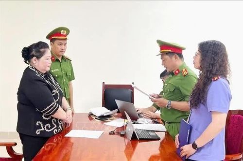 Bắt tạm giam giám đốc doanh nghiệp lừa đảo chiếm đoạt gần 35 tỷ đồng
