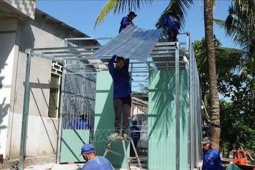 Học và thực hành theo Bác - Bài cuối: Chuyển mạnh từ học tập, làm theo sang thực hành tự giác, thường xuyên