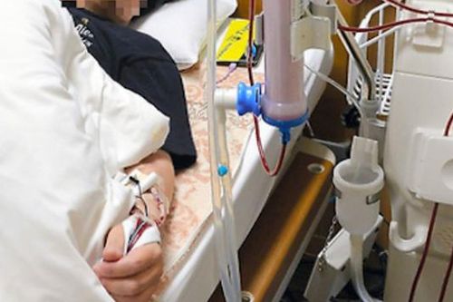 Bé trai 14 tuổi đã suy thận, bác sĩ cảnh báo 3 món quen thuộc 'vạn người mê'