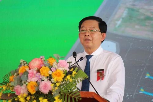 Phó Thủ tướng Hồ Quốc Dũng: Sớm đưa Phù Cát trở thành cảng hàng không quốc tế