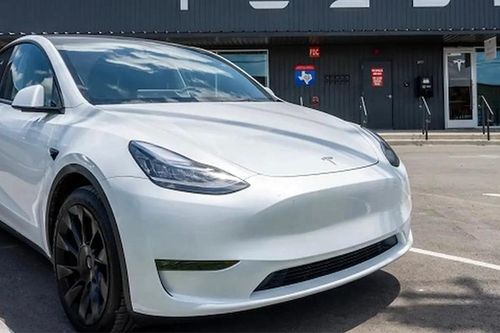 Tesla tuyển nhân sự 5 vị trí chủ chốt tại Việt Nam