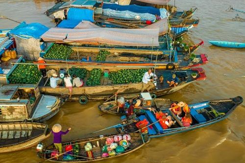 'Cửu Long thần bí': Khám phá tín ngưỡng Nam bộ qua những trang sách
