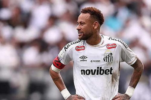 Neymar bị treo giò hai trận vì che miệng khi tranh cãi với đối thủ