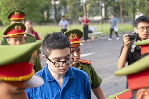 Bị cáo Phó Đức Nam thừa nhận rửa tiền qua giao dịch bất động sản