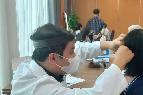 Bộ Y tế chấn chỉnh tình trạng khám sức khỏe qua loa, 'biến tướng' thu tiền