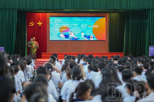 Lắng nghe để bảo vệ trẻ em trên không gian mạng
